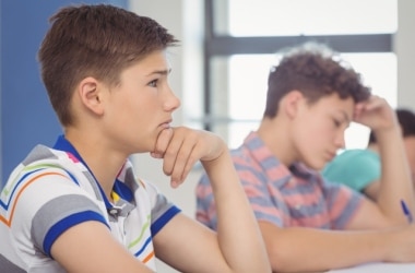 Виховання хлопчиків без агресії та ненависті до жінок: безкоштовний онлайн-тренінг