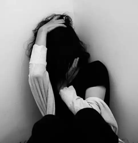 5 небанальних способів перемкнути увагу, коли тривога зашкалює