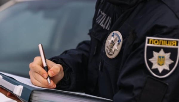 Дрова для ЗСУ: поліція розслідує схеми із закупівлями, збитки перевищують 100 мільйонів