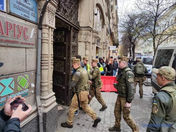 Суд у справі Фаріон перенесли - не прийшли адвокати обвинуваченого 5