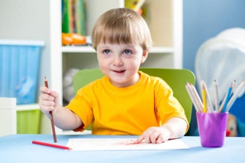 Чим зайняти малюка навесні?