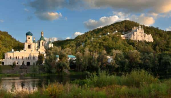 Державний реєстр поповнився 13 новими пам’ятками Донецької області.