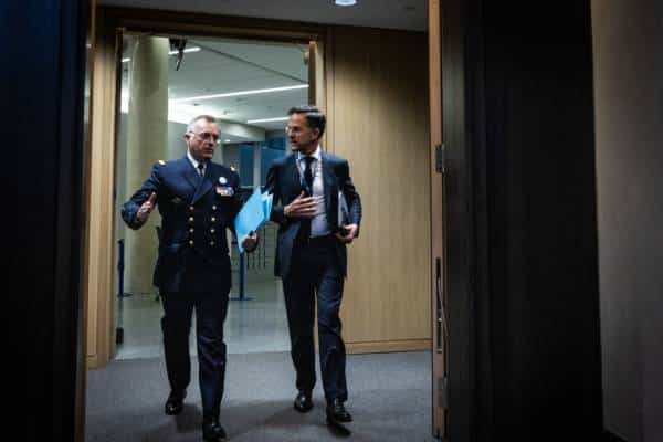 Україна і НАТО окреслили основні напрямки співпраці з аналізу, освіти і підготовки 5 Україна і НАТО окреслили основні напрямки співпраці з аналізу, освіти і підготовки 5