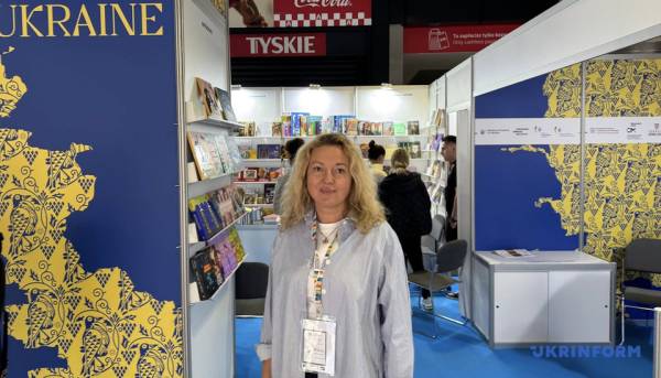 18 видавництв презентували Україну на Варшавському книжковому ярмарку 14