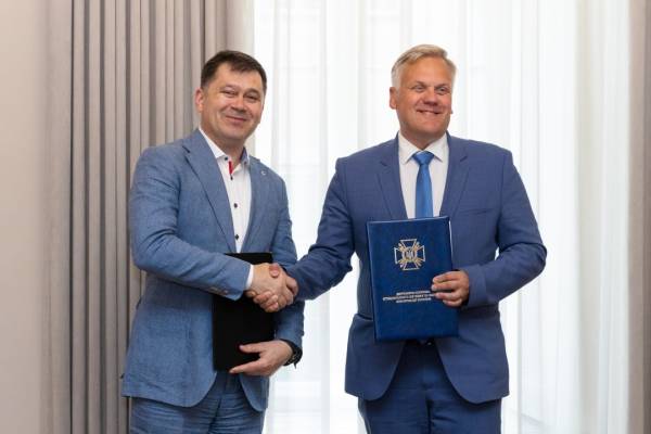 Україна й Естонія посилюють співпрацю у захисті критичної інфраструктури 4 Україна й Естонія посилюють співпрацю у захисті критичної інфраструктури 4