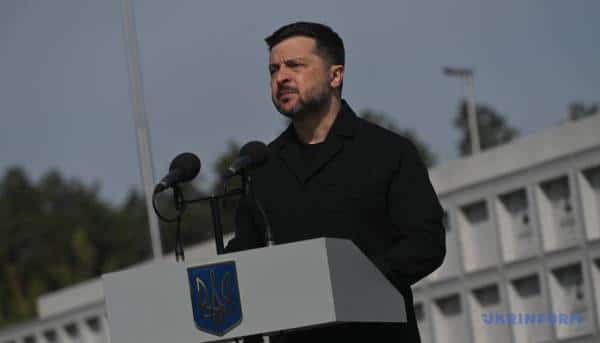 Лідера ОУН Андрія Мельника та його дружину перепоховали на Національному меморіальному кладовищі 25 Лідера ОУН Андрія Мельника та його дружину перепоховали на Національному меморіальному кладовищі 25