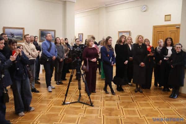 Викрадені шедеври, відтворені в репродукціях 18