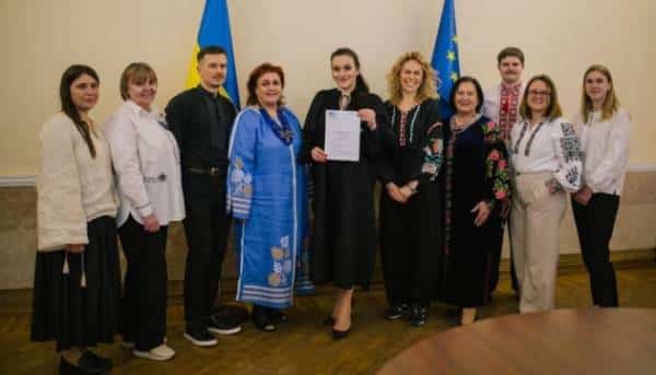 ГОЛОВНА 43 МКІП запропонувало вишиванку для внесення до переліку всесвітньої культурної спадщини ЮНЕСКО