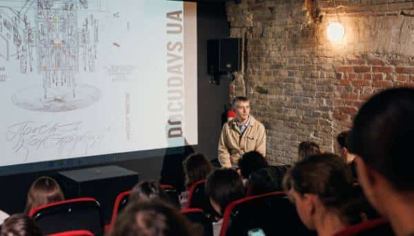 Docudays UA: 33 українські документальні стрічки на фестивалі.