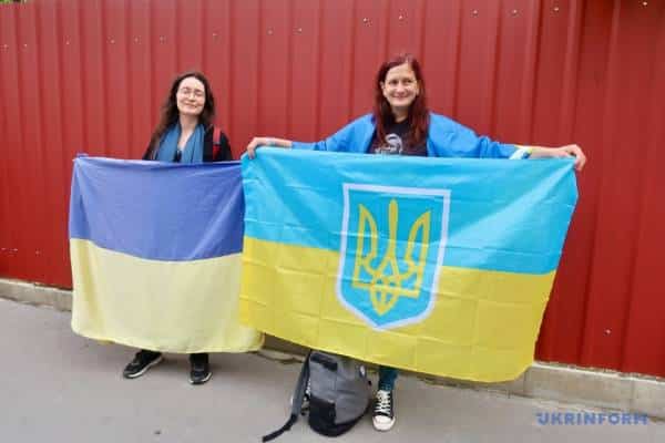 У Празі перед кладовищем активісти зустрічали «Нічних вовків» 10