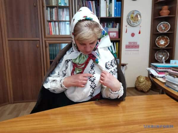 Як вінницькі умільці вдачу жінки у вишивці «зашифрували» 12 Як вінницькі умільці вдачу жінки у вишивці «зашифрували» 12