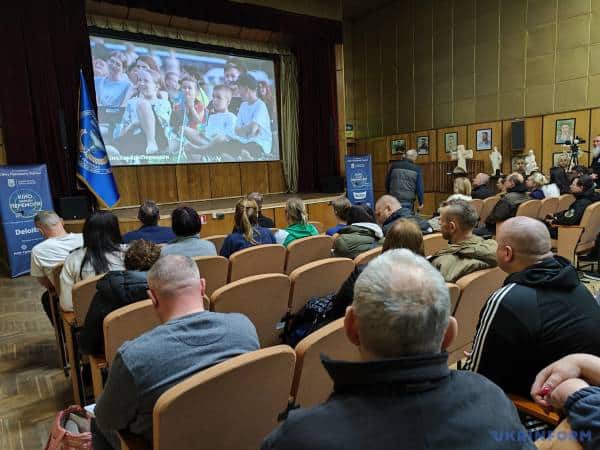 Фільми зцілюють травми: український погляд. 10
