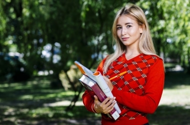 Останні дні дореєстрації на НМТ.