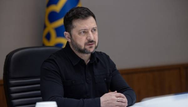 ГОЛОВНА 32 Зеленський: Інформація від розвідок про можливість масованого удару залишається актуальною