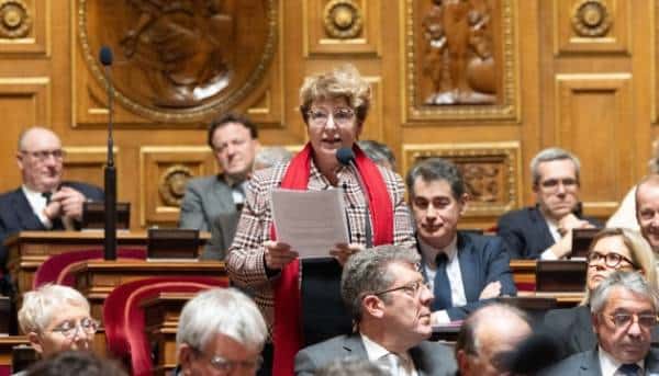 Якщо Франція хоче допомогти українцям, вона не повинна блокувати їм шлях додому&hellip;