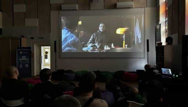 Квітень: 63 сеанси в рамках акції "Кіно заради Перемоги!" 1