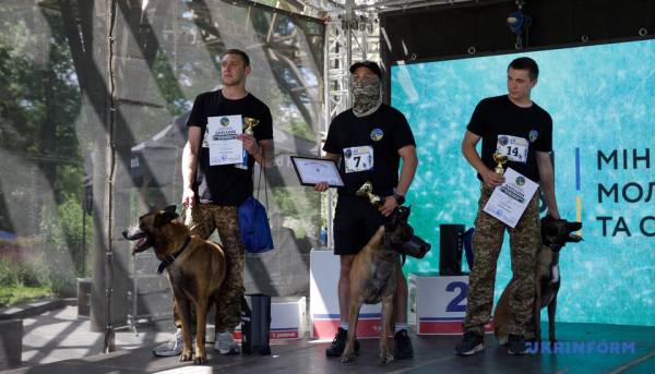 У Києві вперше провели військовий K9-забіг із службовими собаками - встановлений рекорд України 19