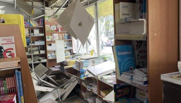 ГОЛОВНА 37 У столиці через ворожий напад постраждала книга БУК видавництва «Ранок».