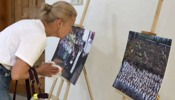 У львівському храмі презентували виставку світлин з нагоди 25-ї річниці відвідин України Іваном Павлом ІІ. 8 У львівському храмі презентували виставку світлин з нагоди 25-ї річниці відвідин України Іваном Павлом ІІ. 8