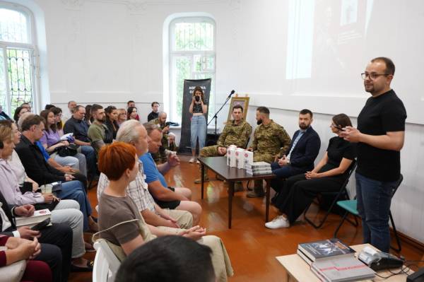 У Вінниці представили книгу про Івана Богуна 7