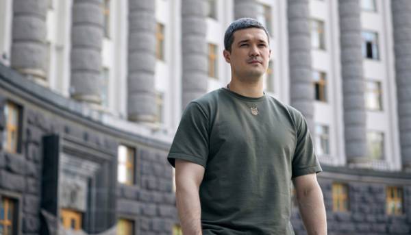 ГОЛОВНА 23 Федоров сказав, скільки вже військових подали через «Армія+» рапорт на повернення із…