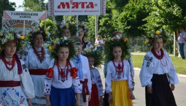 У Гайсині відбудеться конкурс-фестиваль народних ансамблів на приз Гната Танцюри 4 У Гайсині відбудеться конкурс-фестиваль народних ансамблів на приз Гната Танцюри 4