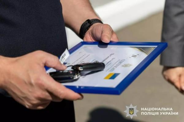 Корея передала Нацполіції 60 пікапів для виконання службових завдань в умовах війни 11