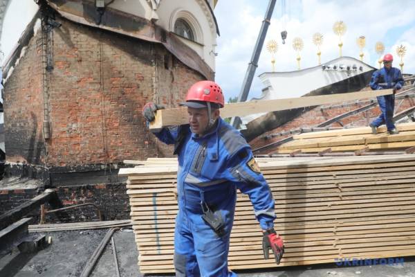 Пів мільярда гривень збитків завдано Києво-Печерській лаврі внаслідок російського нападу 17 Пів мільярда гривень збитків завдано Києво-Печерській лаврі внаслідок російського нападу 17