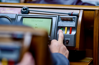 ГОЛОВНА 55 Спортивний комітет Верховної Ради пропонує прибрати обов’язкове вивчення математики з…