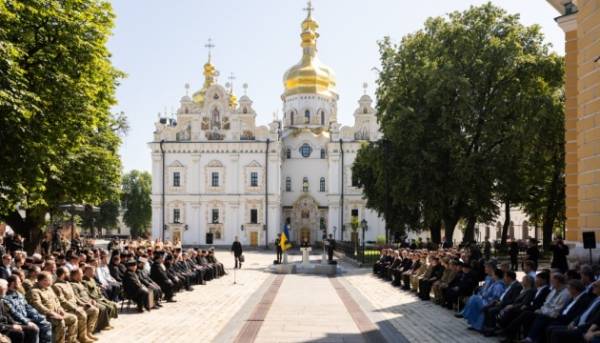 Володимир Зеленський затвердив розпорядження щодо підготовки до святкування 1000-річчя Києво-Печерської лаври