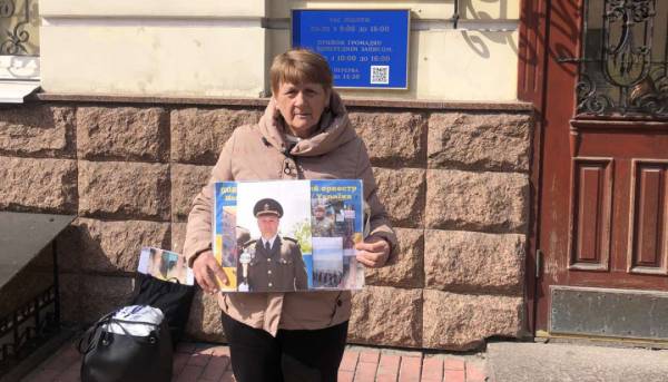 Військовий диригент 12-ї маріупольської бригади Нацгвардії Іван Лужний звільнений з полону 11