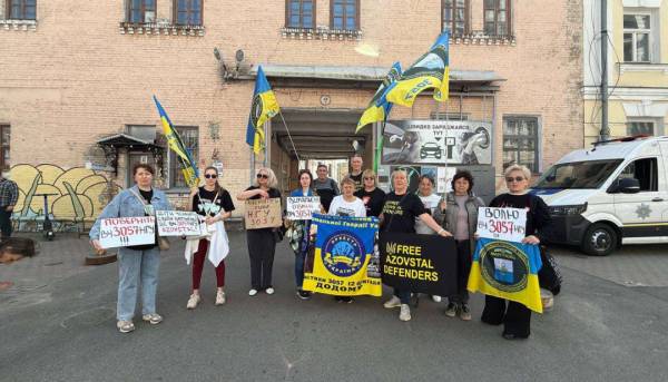 Військовий диригент 12-ї маріупольської бригади Нацгвардії Іван Лужний звільнений з полону 10
