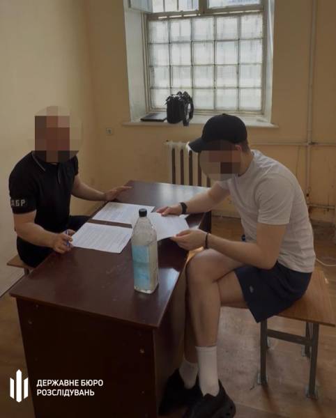 Закупівлі для ЗСУ: львівським бізнесменам і експосадовцю Міноборони оголосили нові підозри 7 Закупівлі для ЗСУ: львівським бізнесменам і експосадовцю Міноборони оголосили нові підозри 7