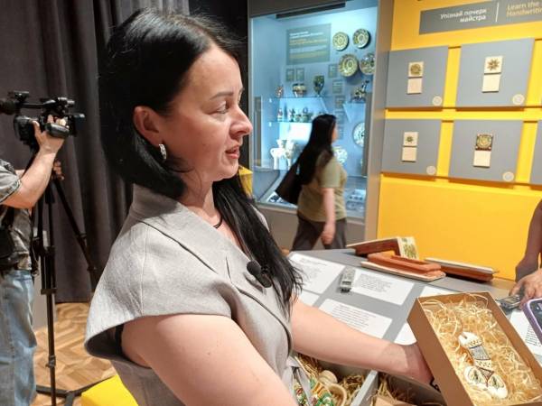 Експозиція Косівського музею поповнилась виставковими експонатами для аудиторії 16+ 8 Експозиція Косівського музею поповнилась виставковими експонатами для аудиторії 16+ 8