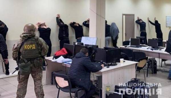 ГОЛОВНА 28 У шахрайських кол-центрах цьогоріч ліквідували понад 2000 «робочих місць» – генпрокурор