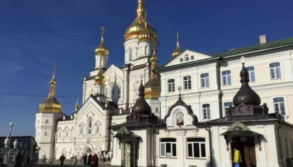 Зв’язки з РПЦ: Держслужба з етнополітики дала Почаївській лаврі 30 днів на усунення порушень