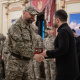 Зеленський зустрівся з поліцейськими та відзначив їх державними нагородами 15 Зеленський зустрівся з поліцейськими та відзначив їх державними нагородами 15