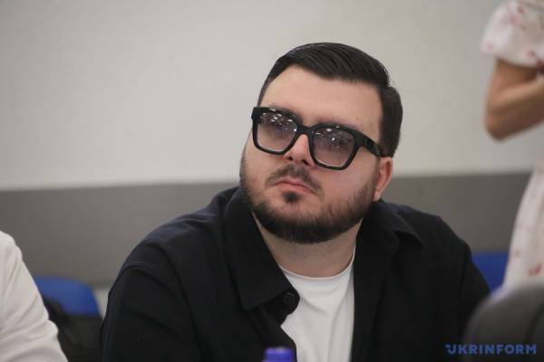 Чого прагне сучасний театр і що він знаходить у «Енеїді»? Феномен «Енеїдобуму» в умовах війни 44 Чого прагне сучасний театр і що він знаходить у «Енеїді»? Феномен «Енеїдобуму» в умовах війни 44