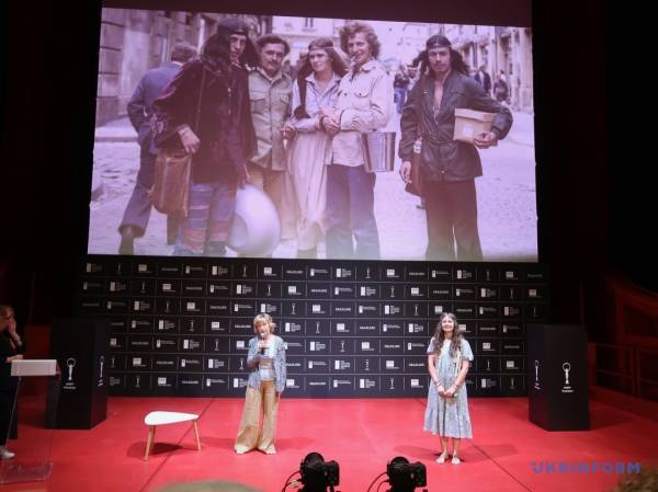 Українська кінострічка Reminiscence присвячена універсальній проблемі невизначеної скорботи. 6