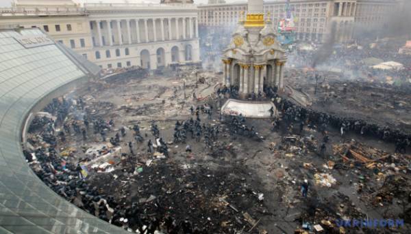 Від 7 до 10 років: екскомандир київського «Беркуту» та ще п'ятеро причетних до розгону Майдану отримали вироки 1 Від 7 до 10 років: екскомандир київського «Беркуту» та ще п'ятеро причетних до розгону Майдану отримали вироки 1