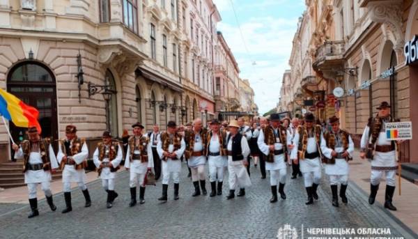 37-й Міжнародний фольклорний фестиваль «Буковинські зустрічі» розпочався у Чернівцях