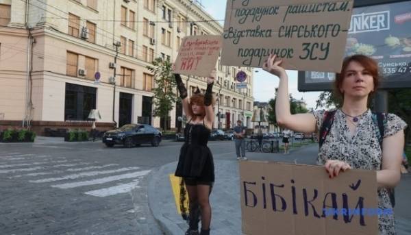 У Києві та інших містах вже п’ятий день тривають протести 52 У Києві та інших містах вже п’ятий день тривають протести 52