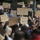 У Києві та інших містах люди протестують проти відставки Федорова 40 У Києві та інших містах люди протестують проти відставки Федорова 40