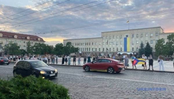 У Києві та інших містах проходять мітинги на підтримку Федорова 44