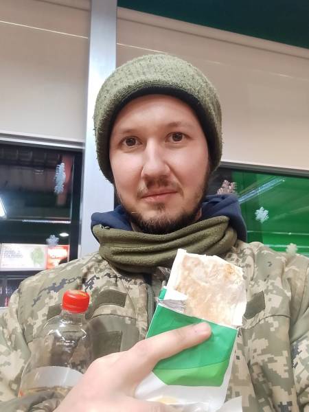 На війні загинули поет, перекладач та музикознавець Ігор Ходжаніязов 8 На війні загинули поет, перекладач та музикознавець Ігор Ходжаніязов 8