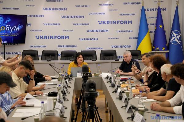 Чого прагне сучасний театр і що він знаходить у «Енеїді»? Феномен «Енеїдобуму» в умовах війни 25 Чого прагне сучасний театр і що він знаходить у «Енеїді»? Феномен «Енеїдобуму» в умовах війни 25