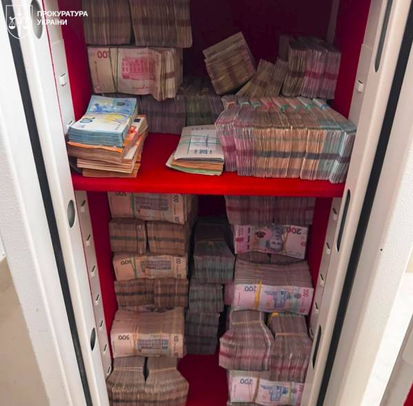 В Україні викрили шахрайську мережу криптообмінників 6
