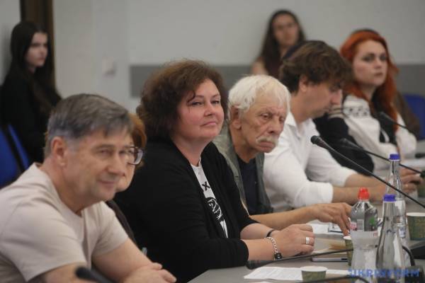 Чого прагне сучасний театр і що він знаходить у «Енеїді»? Феномен «Енеїдобуму» в умовах війни 41 Чого прагне сучасний театр і що він знаходить у «Енеїді»? Феномен «Енеїдобуму» в умовах війни 41
