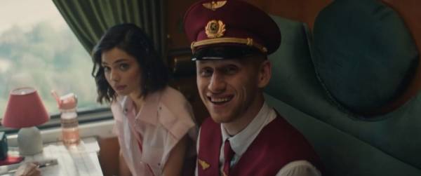 Новий промо-ролик та зображення до комедійного фільму «Потяг “Червона рута"» 7