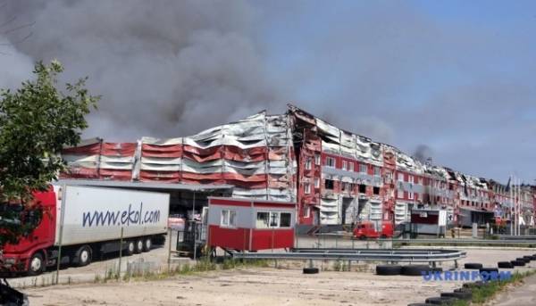 ГОЛОВНА 25 Від удару Росії по складу ЮНІСЕФ на Київщині знищена гуманітарна допомога на…